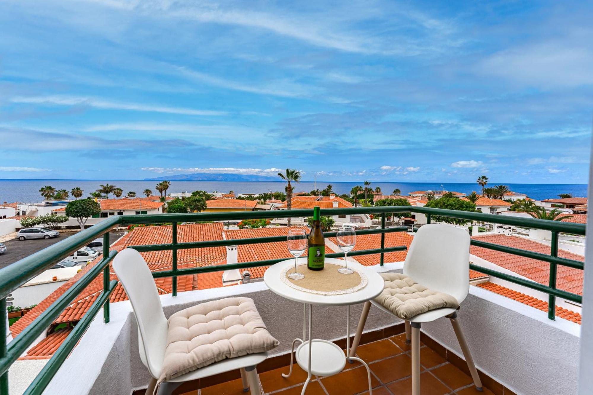 2Bdr Ocean View & Large Private Terrace In Puerto De Santiago Apartment Puerto de Santiago  Exterior photo